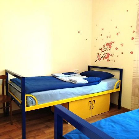 Shat Lav Hostel Erivan Dış mekan fotoğraf