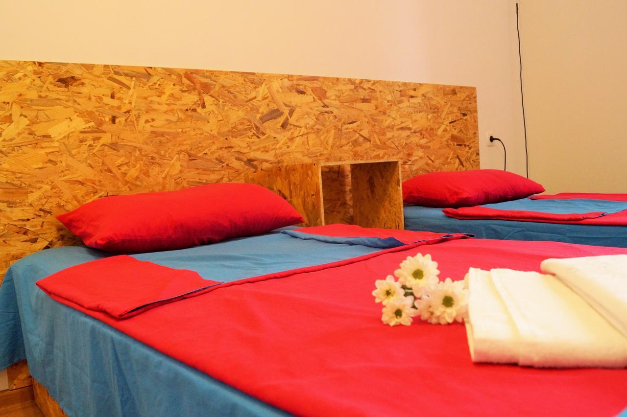 Shat Lav Hostel Erivan Dış mekan fotoğraf