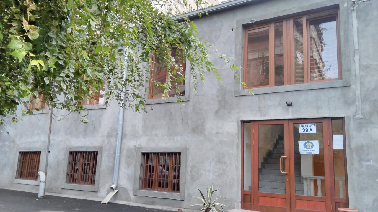 Shat Lav Hostel Erivan Dış mekan fotoğraf