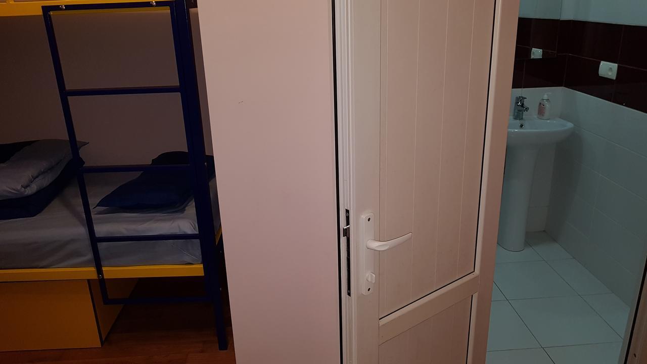 Shat Lav Hostel Erivan Dış mekan fotoğraf