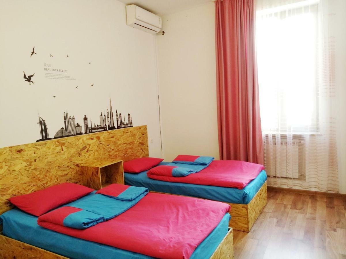 Shat Lav Hostel Erivan Dış mekan fotoğraf